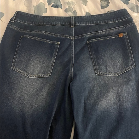 Halara Flex™ Asymmetric Low Rise Baggy Wide Leg Washed Casual Jeans - Picture 11 of 13